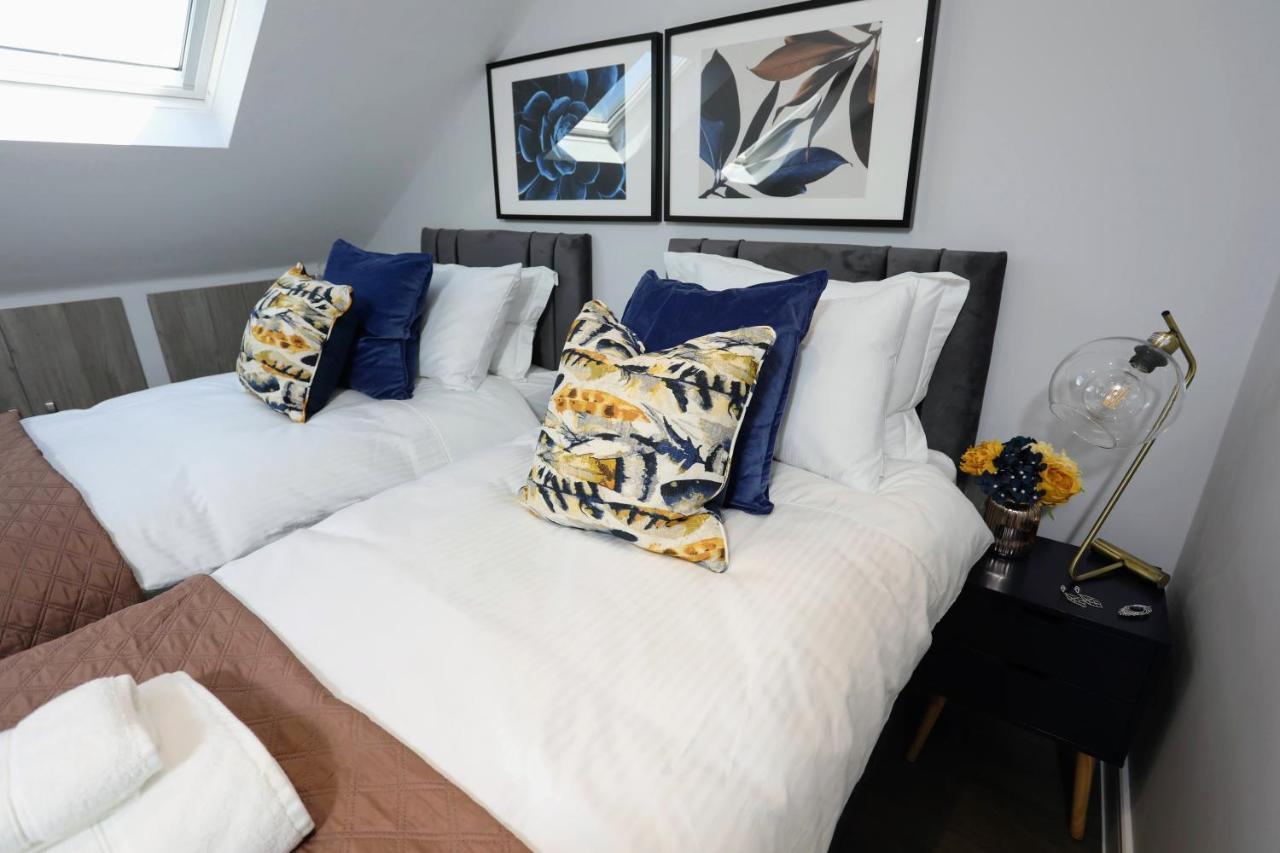 Aisiki Apartments At Stanhope Road, North Finchley, Airconditioned Multiple 2 Or 3-Bedroom, Pet-Friendly Duplex Flats, King Or Twin Beds, Airconditioned & Free Wi-Fi Esterno foto