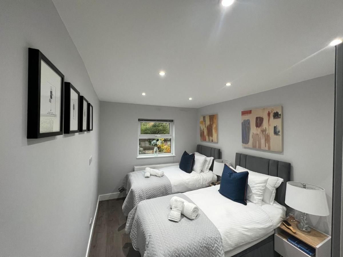 Aisiki Apartments At Stanhope Road, North Finchley, Airconditioned Multiple 2 Or 3-Bedroom, Pet-Friendly Duplex Flats, King Or Twin Beds, Airconditioned & Free Wi-Fi Esterno foto
