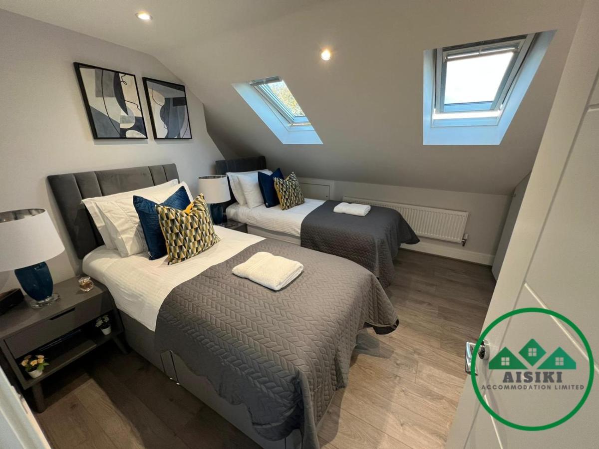 Aisiki Apartments At Stanhope Road, North Finchley, Airconditioned Multiple 2 Or 3-Bedroom, Pet-Friendly Duplex Flats, King Or Twin Beds, Airconditioned & Free Wi-Fi Esterno foto