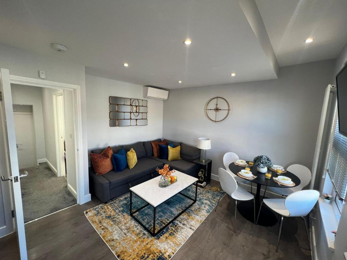 Aisiki Apartments At Stanhope Road, North Finchley, Airconditioned Multiple 2 Or 3-Bedroom, Pet-Friendly Duplex Flats, King Or Twin Beds, Airconditioned & Free Wi-Fi Esterno foto