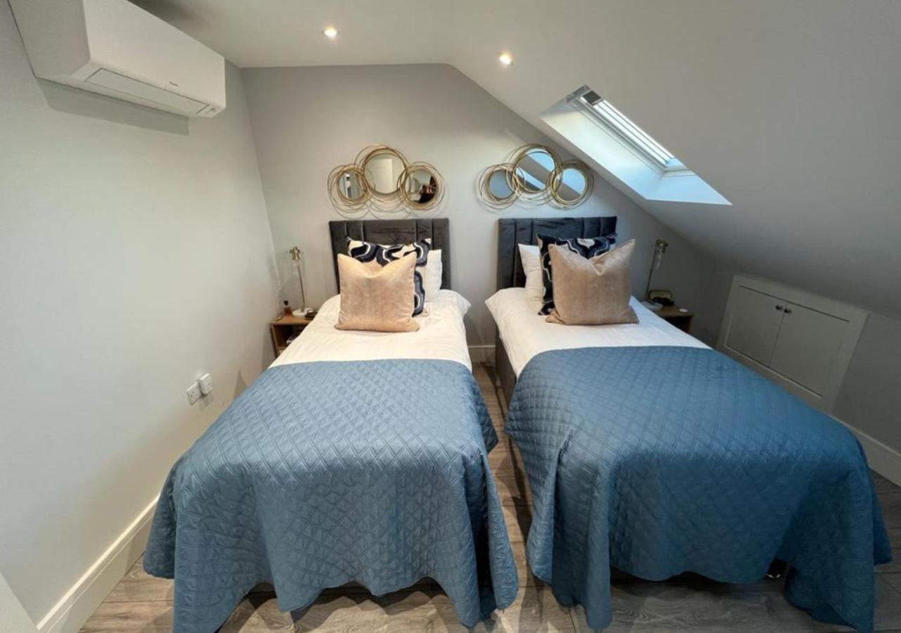Aisiki Apartments At Stanhope Road, North Finchley, Airconditioned Multiple 2 Or 3-Bedroom, Pet-Friendly Duplex Flats, King Or Twin Beds, Airconditioned & Free Wi-Fi Esterno foto