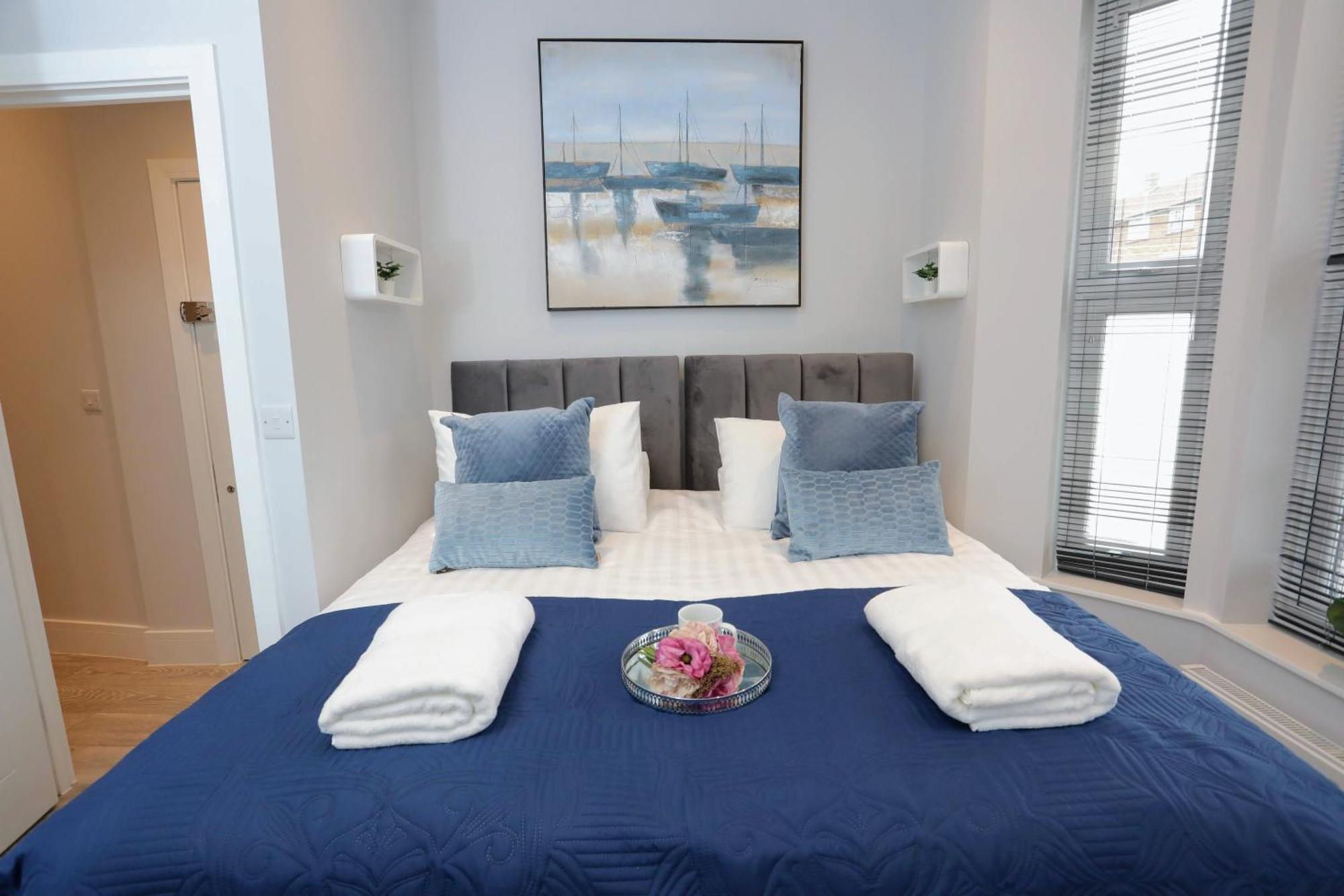 Aisiki Apartments At Stanhope Road, North Finchley, Airconditioned Multiple 2 Or 3-Bedroom, Pet-Friendly Duplex Flats, King Or Twin Beds, Airconditioned & Free Wi-Fi Esterno foto