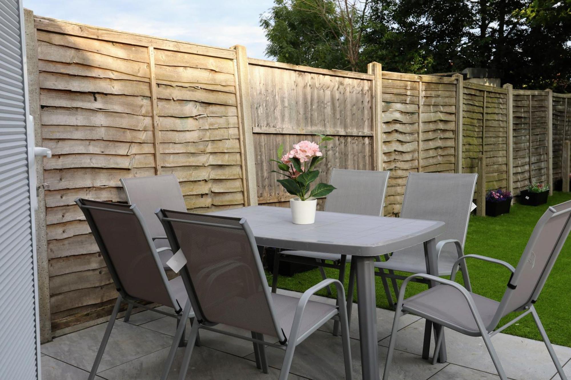 Aisiki Apartments At Stanhope Road, North Finchley, Airconditioned Multiple 2 Or 3-Bedroom, Pet-Friendly Duplex Flats, King Or Twin Beds, Airconditioned & Free Wi-Fi Esterno foto
