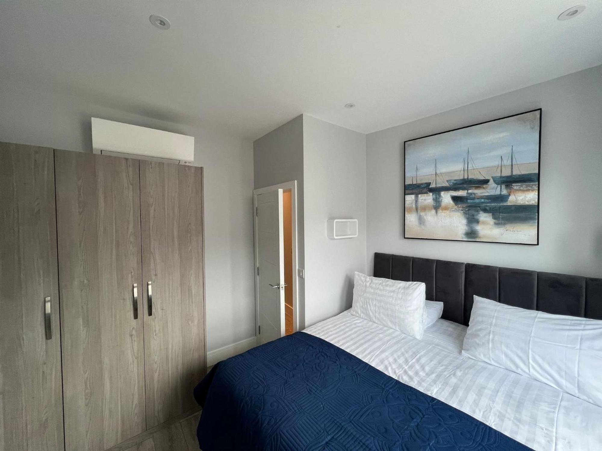 Aisiki Apartments At Stanhope Road, North Finchley, Airconditioned Multiple 2 Or 3-Bedroom, Pet-Friendly Duplex Flats, King Or Twin Beds, Airconditioned & Free Wi-Fi Esterno foto